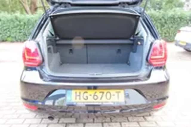 Volkswagen Polo (2015) thumbnail 4