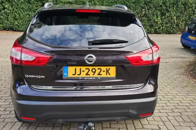 Nissan Qashqai (2016) thumbnail 3