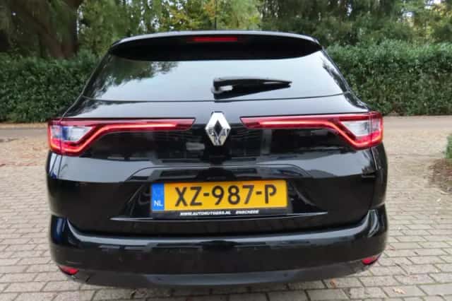 Renault Mégane (2019) thumbnail 6