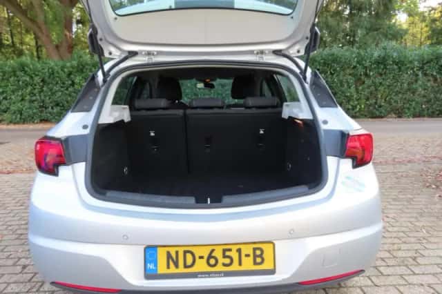 Opel Astra (2017) thumbnail 6