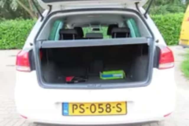 Volkswagen Golf (2009) thumbnail 4