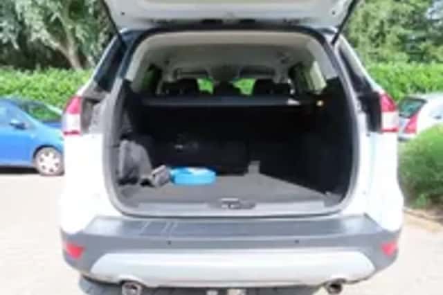 Ford Kuga (2014) thumbnail 4