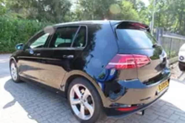 Volkswagen Golf (2013) thumbnail 2