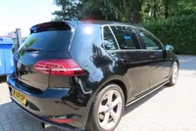 Volkswagen Golf (2013) thumbnail 4