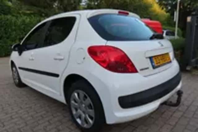 Peugeot 207 (2008) thumbnail 2