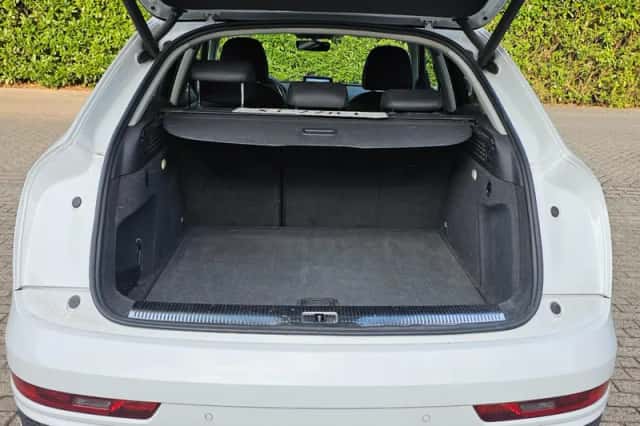 Audi Q3 (2015) thumbnail 4