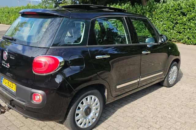 Fiat 500 (2016) thumbnail 5
