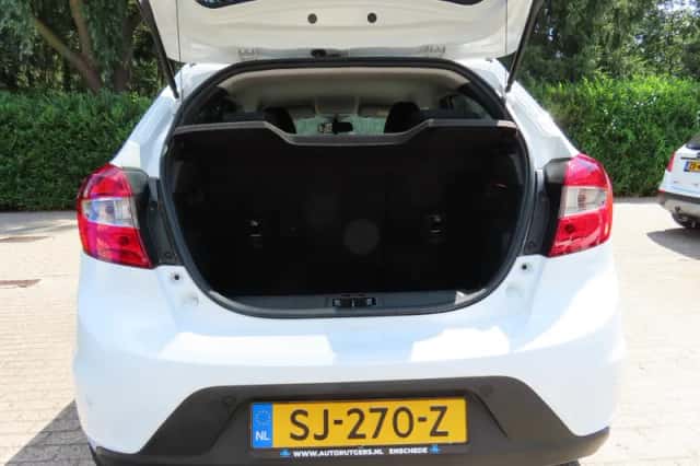Ford Ka+ (2018) thumbnail 4