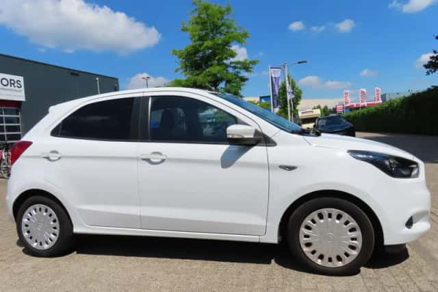 Ford Ka+ (2018) thumbnail 6