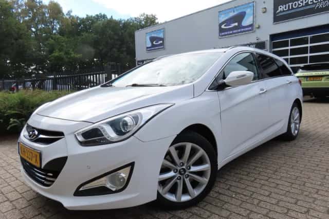 Hyundai i40 (2013) thumbnail 1