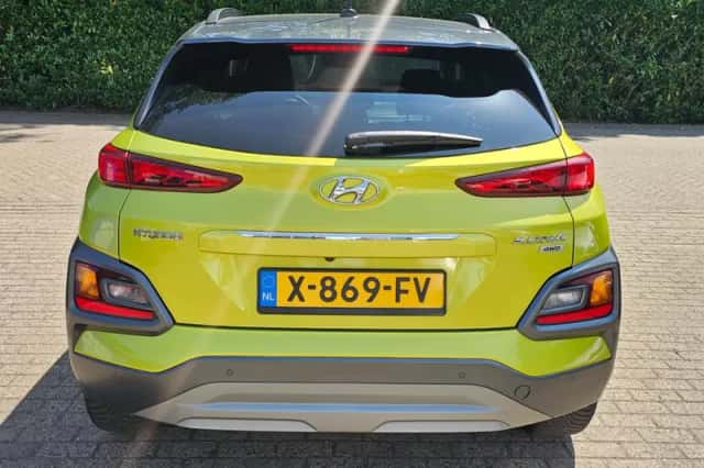 Hyundai Kona (2019) thumbnail 3