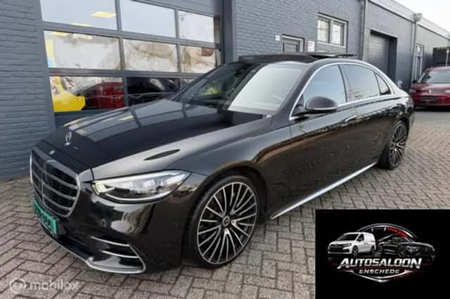 Mercedes-Benz S350d (2022) thumbnail 1