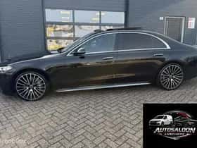 Mercedes-Benz S350d (2022) thumbnail 2