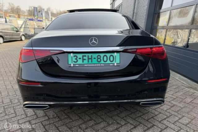 Mercedes-Benz S350d (2022) thumbnail 5