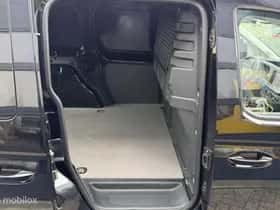 Volkswagen Caddy (2023) thumbnail 13