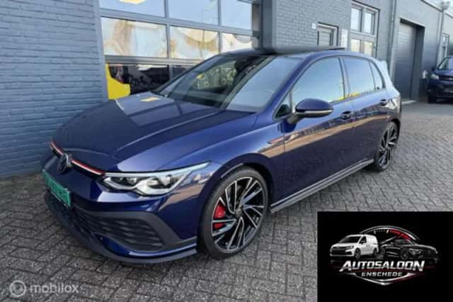 Volkswagen Golf (2022) thumbnail 1