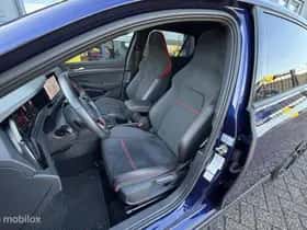 Volkswagen Golf (2022) thumbnail 11
