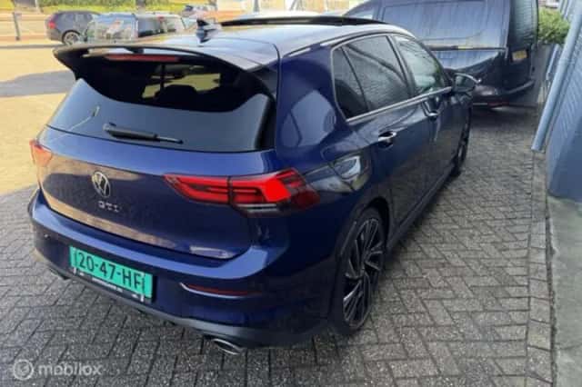 Volkswagen Golf (2022) thumbnail 5