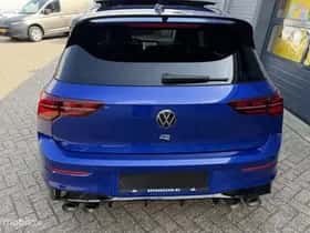 Volkswagen Golf (2021) thumbnail 4
