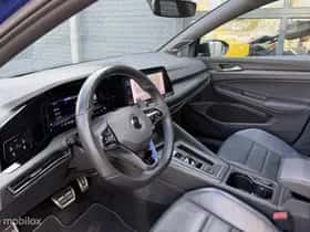 Volkswagen Golf (2021) thumbnail 10