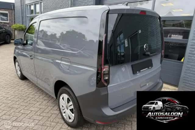 Volkswagen Caddy (2021) thumbnail 3