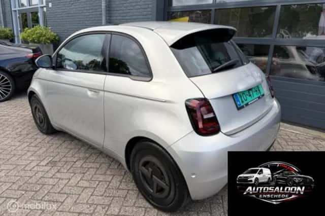 Fiat 500e (2025) thumbnail 3