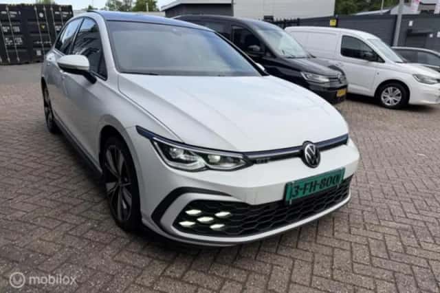 Volkswagen Golf (2021) thumbnail 6
