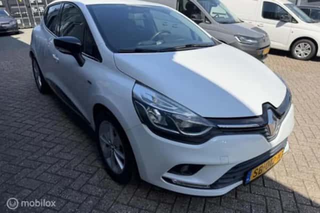 Renault Clio (2018) thumbnail 6