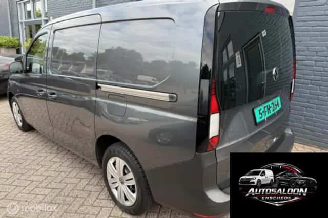 Volkswagen Caddy (2022) thumbnail 3