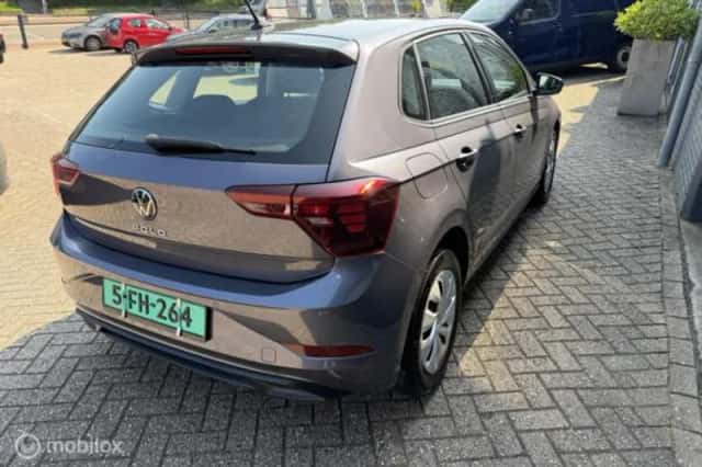 Volkswagen Polo (2023) thumbnail 5