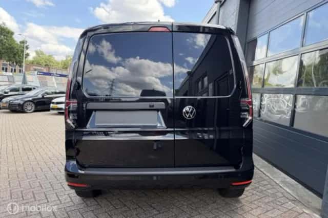 Volkswagen Caddy (2021) thumbnail 4