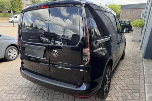 Volkswagen Caddy (2021) thumbnail 5