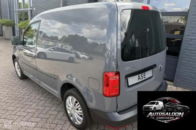 Volkswagen Caddy (2018) thumbnail 3
