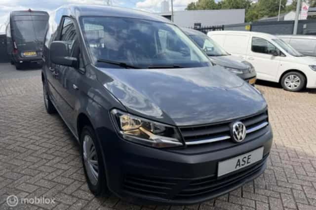 Volkswagen Caddy (2018) thumbnail 6