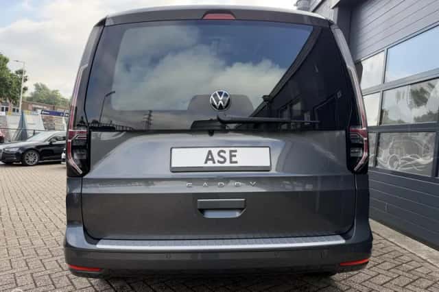 Volkswagen Caddy (2023) thumbnail 4
