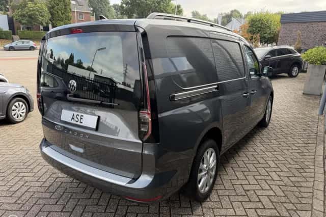 Volkswagen Caddy (2023) thumbnail 5