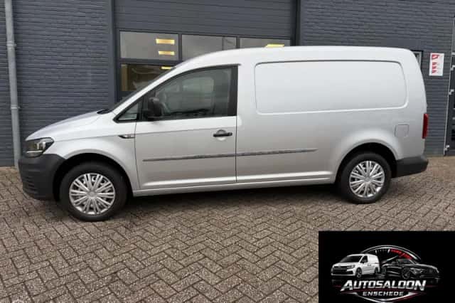 Volkswagen Caddy Maxi (2017) thumbnail 2