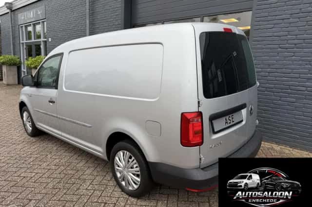 Volkswagen Caddy Maxi (2017) thumbnail 3