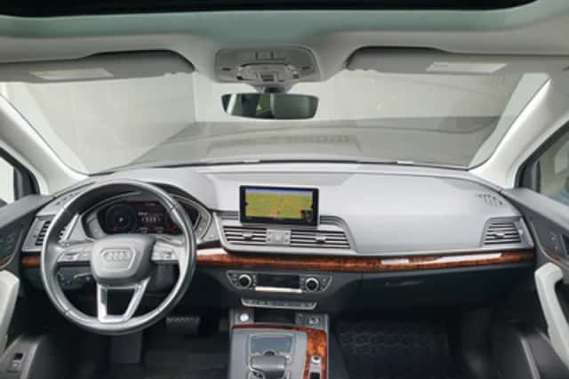 Audi Q5 (2018) thumbnail 3