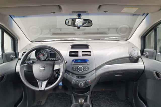 Chevrolet Spark (2011) thumbnail 4