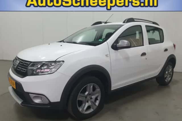 Dacia Sandero (2019) thumbnail 2