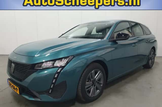 Peugeot 308 (2023) thumbnail 2