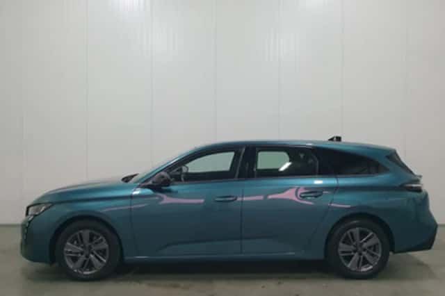 Peugeot 308 (2023) thumbnail 6