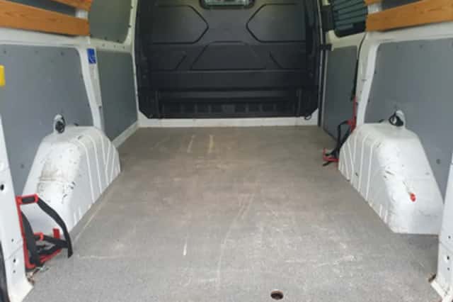 Ford Transit Custom (2017) thumbnail 6