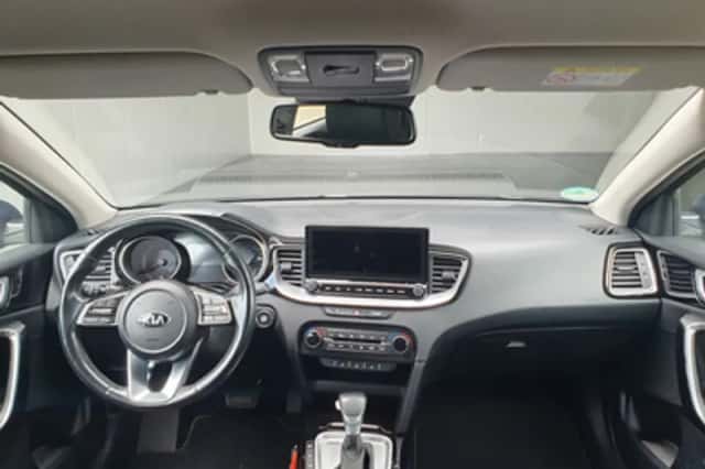 Kia Ceed Sportswagon (2021) thumbnail 4