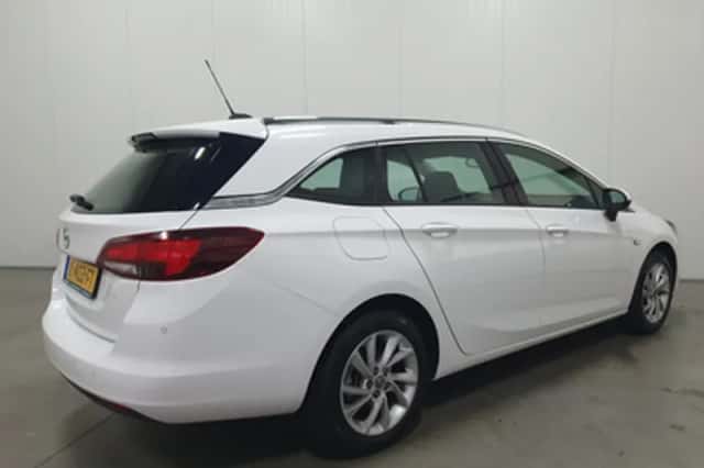 Opel Astra (2020) thumbnail 3