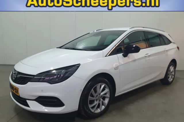 Opel Astra (2021) thumbnail 1