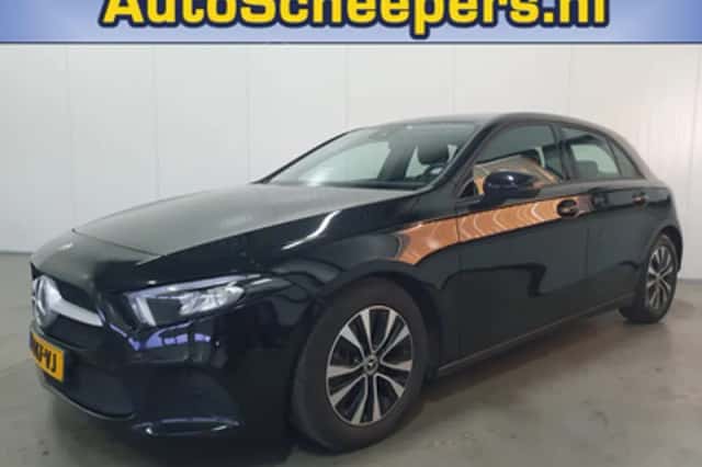 Mercedes-Benz A-Klasse (2021) thumbnail 2