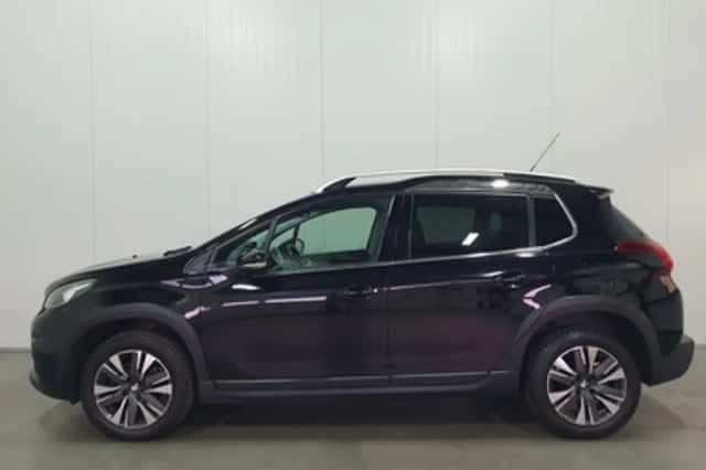 Peugeot 2008 (2017) thumbnail 6