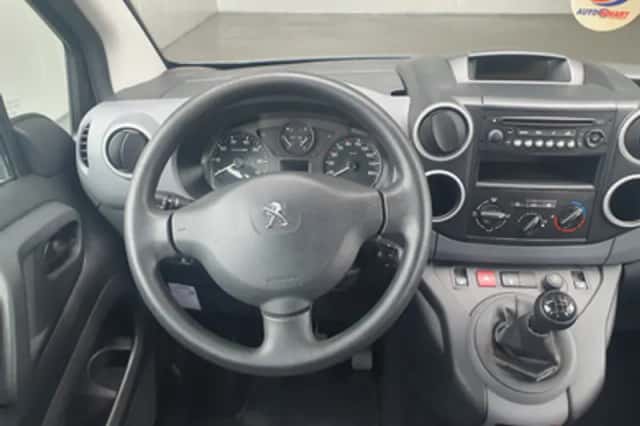 Peugeot Partner (2014) thumbnail 4